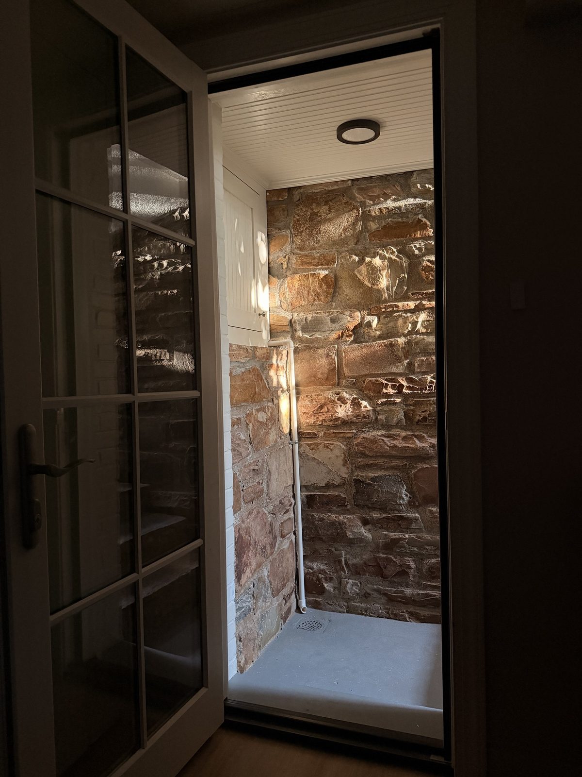 Passage to sauna