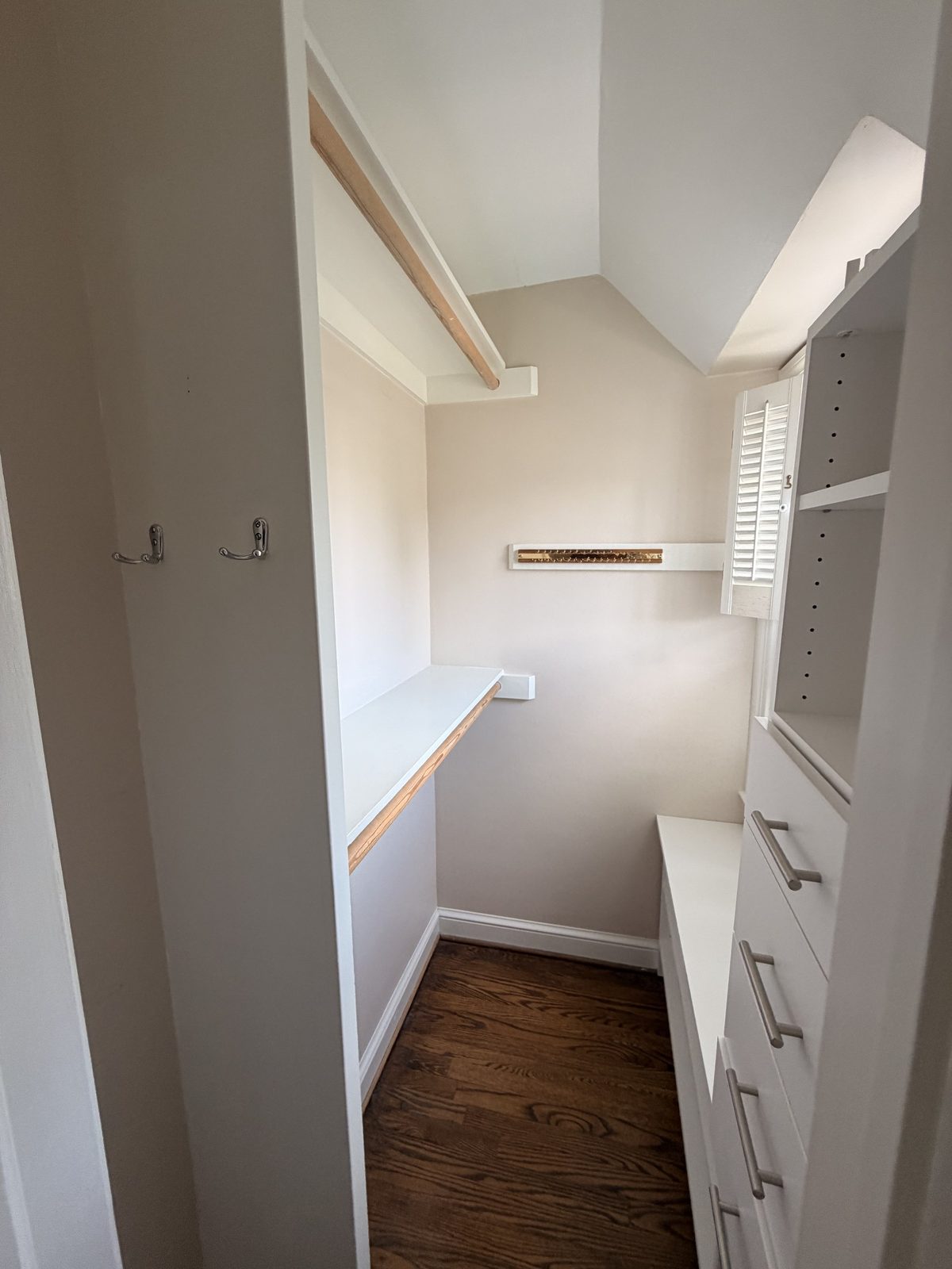 Walk-in closet